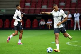 伤是对太阳 伤是对太阳